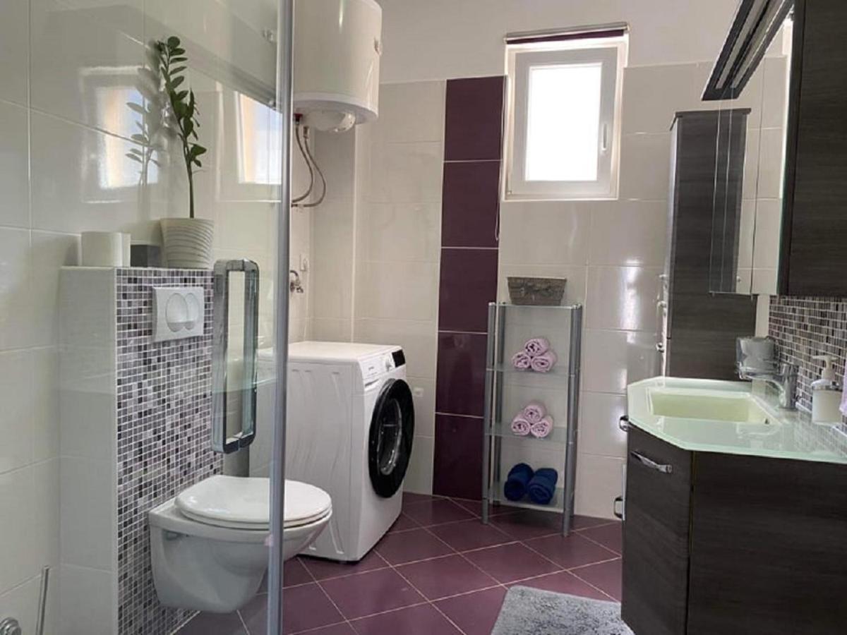 Apartman Zara Biograd na Moru Kültér fotó